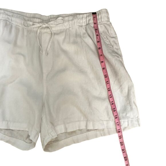 Old Navy ~white linen shorts ~ size XXL ~ elastic drawstring waist ~side pockets - Picture 4 of 7
